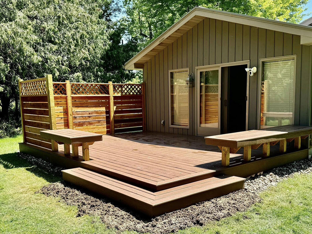 https://naturesedgellc.com/wp-content/uploads/2015/05/deck2-1080x813.jpg